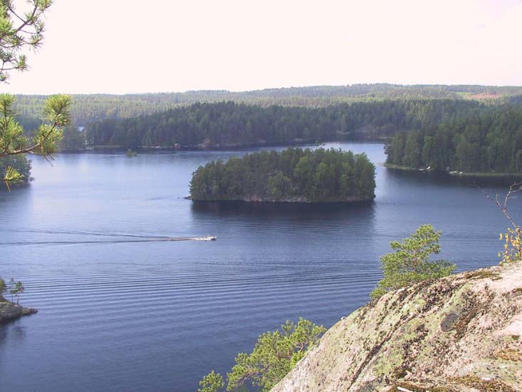 05-Lakes aplenty in Finland