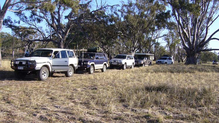 04-Convoy enters the Lt Desert